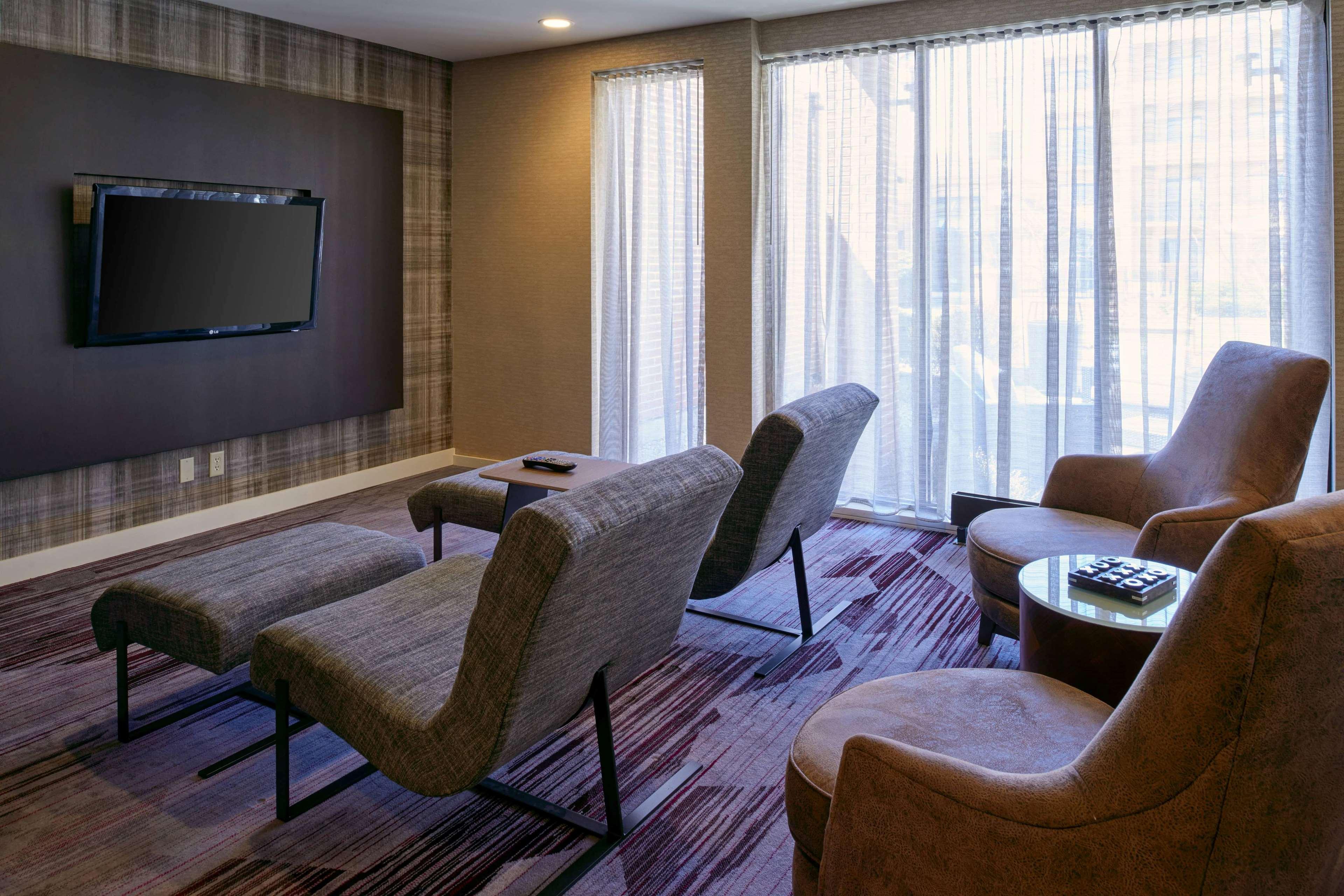 Sonesta Select Indianapolis Carmel Hotel Exterior photo