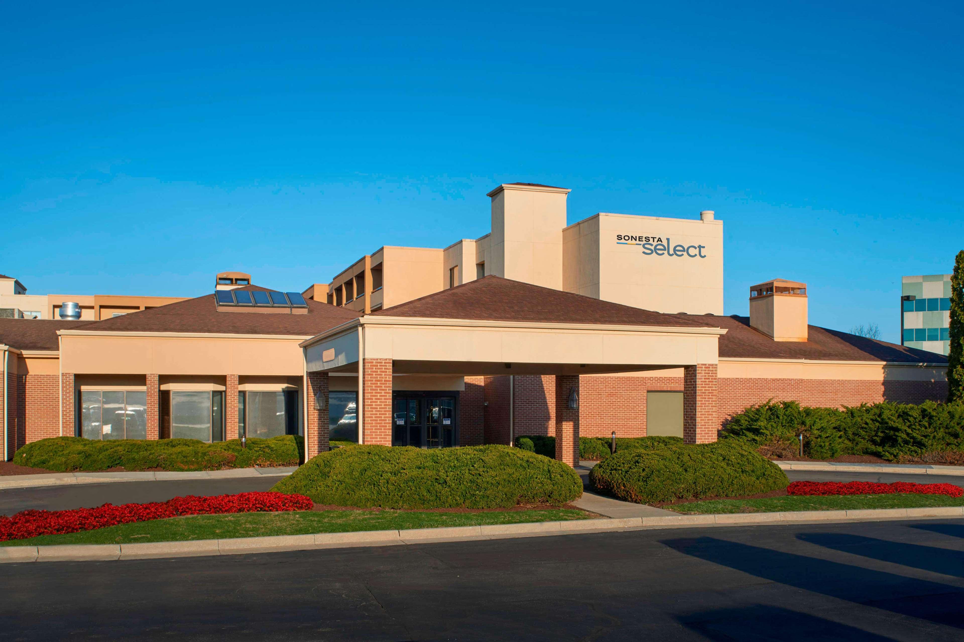 Sonesta Select Indianapolis Carmel Hotel Exterior photo