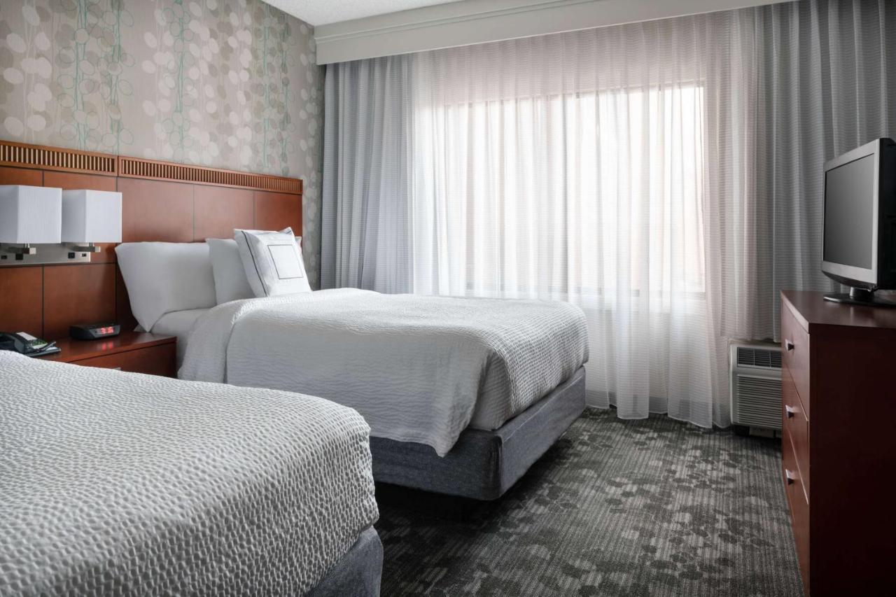 Sonesta Select Indianapolis Carmel Hotel Exterior photo